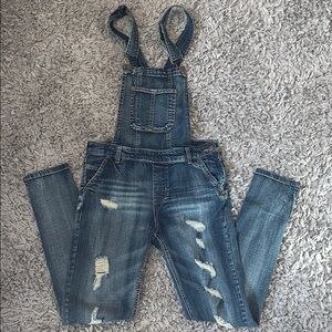 ripped jean overalls w/ pockets!!